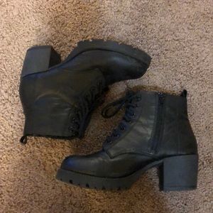 Black heeled Booties